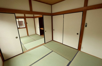 【内装】 | 堀貸家 | ２階4.5帖の続き間（・タタミ表替え・クロス、襖張替済）