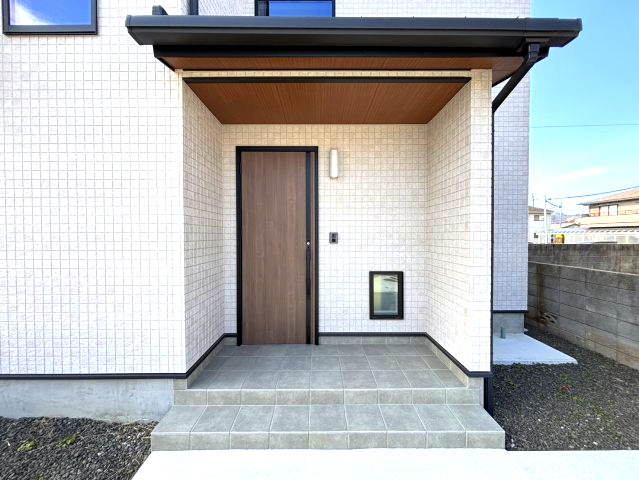 KOMOREBI（こもれび）空港通6丁目の新築分譲戸建　の洋室|使い勝手のいい洋室です