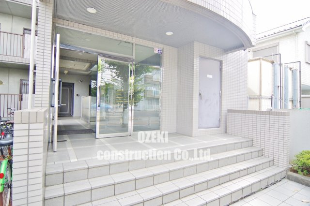 ミナミスクウェアのエントランス