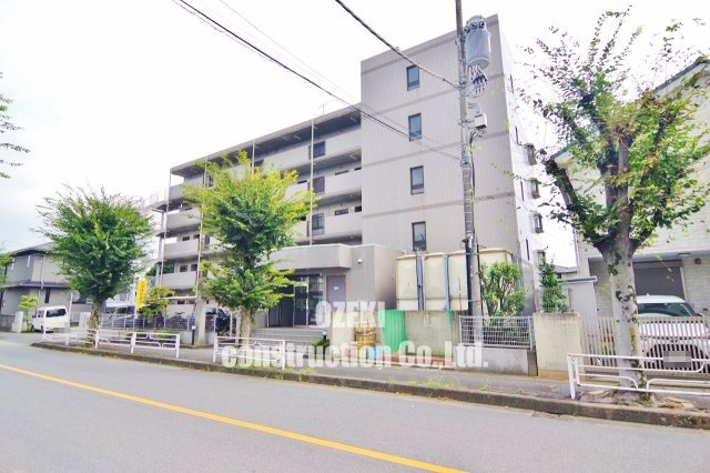 ミナミスクウェアの外観