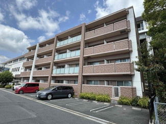 【外観】 | フォルトゥーナ・タワラヤ | きれいな外観です