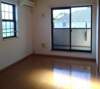 【居間・リビング】 | ティーズ・ウィンヒルⅢ | ゆったりとしたリビングです