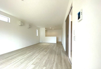 【居間・リビング】 | リナージュ近江八幡小船木町　２４－１期　２号棟