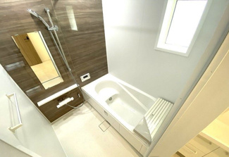 【浴室】 | リナージュ近江八幡小船木町　２４－１期　２号棟