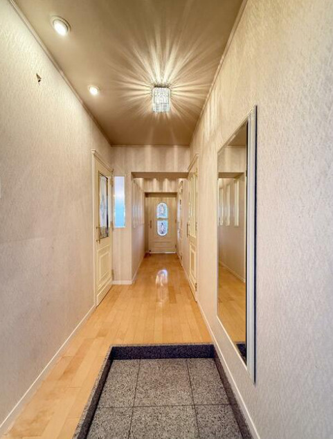 シャンボール大名D棟の玄関