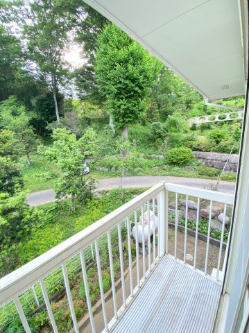 【バルコニー】