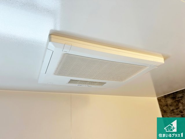 小野市神明町　第4期　新築一戸建ての冷暖房・空調設備|四季を通して快適なバスライフをお手伝いする浴室暖房乾燥機！浴室の乾燥・暖房・涼風・換気はもちろん、２４時間換気にも対応！