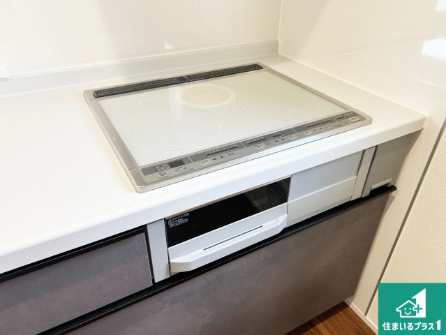 小野市神明町　第4期　新築一戸建ての設備|火を使わないので、安心なＩＨコンロ！でこぼこが無い構造なので、掃除もしやすく清潔に保てます！