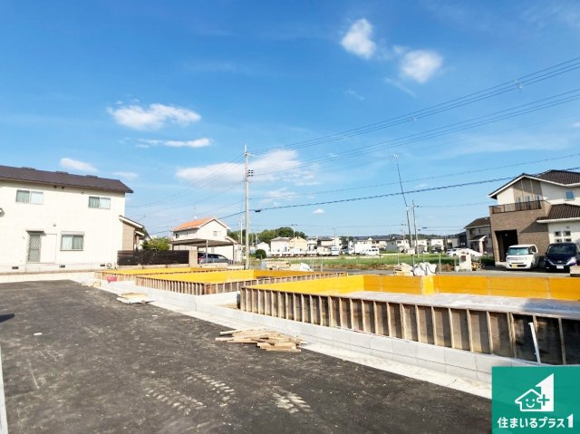 小野市神明町　第4期　新築一戸建ての前面道路含む現地写真|周辺は落ち着いた街並みの住宅地！子育てがしやすい住環境です！まだ未完成ですが、現地でしかわからない事もございます。是非一度ご覧ください。