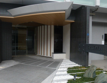 Le･Sel上町台 のエントランス