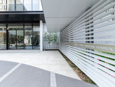 ブランズタワー御堂筋本町のエントランス