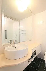 ネット伏見町の洗面所