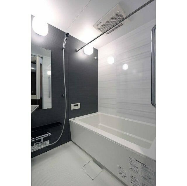 ライトテラス蔵前の浴室