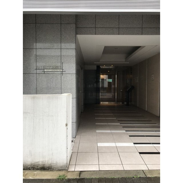 アネスト北堀江のエントランス