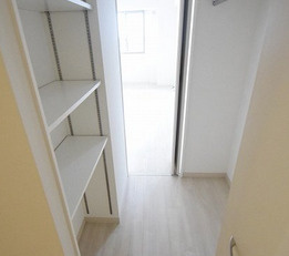 アネスト北堀江の収納