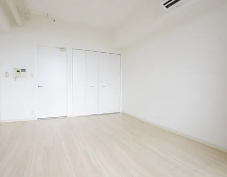 メゾン・ド・ヴィレ大阪城公園前の居間・リビング