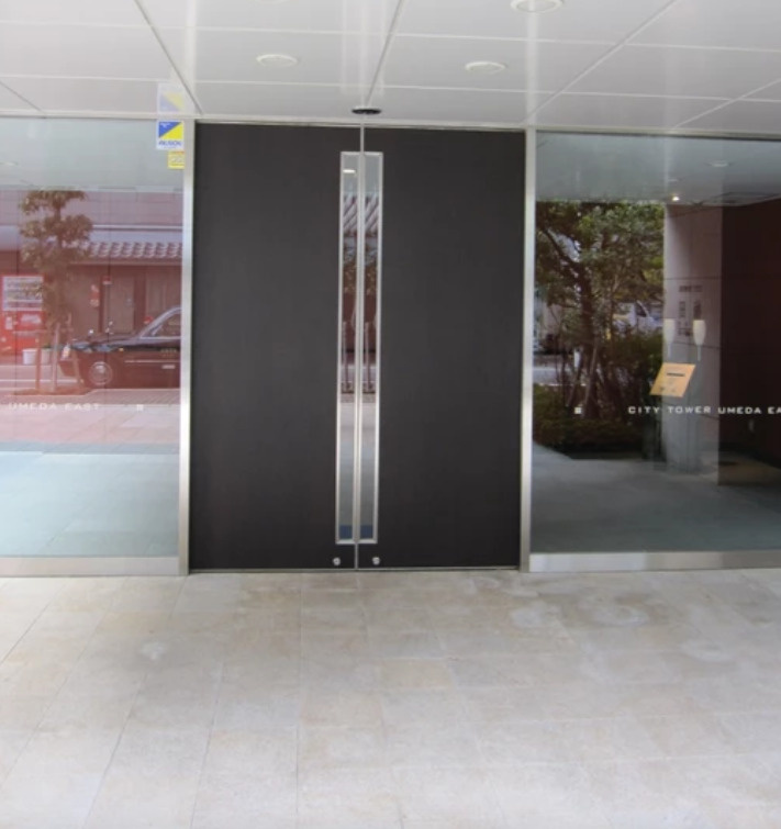 シティタワー梅田イーストのエントランス