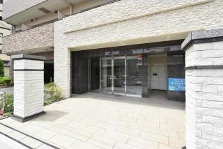 リッツ難波南Ⅱのエントランス