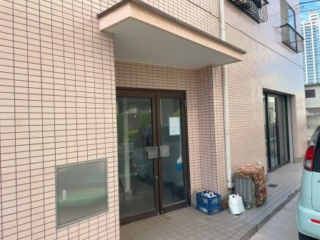 川口市元郷１丁目の賃貸マンションのエントランス|毎日通るエントランスはこのようになっています