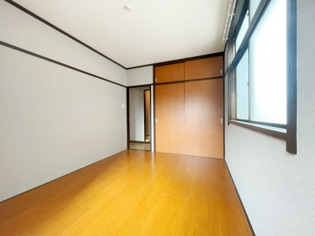 川口市元郷１丁目の賃貸マンションの洋室|個人の部屋や寝室として使える洋室です