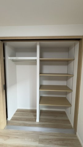 【収納】メゾン神足２号棟 