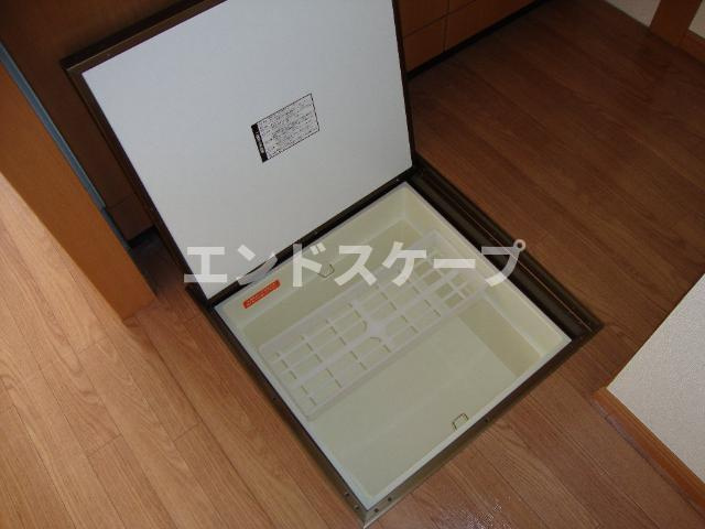 クレアの収納|床下収納
高崎、前橋のお部屋探しはエンドスケープまで！お客様の理想お聞かせ下さい♪