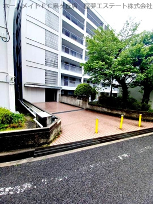 【エントランス】 | 泉ヶ丘コーポラスB1棟