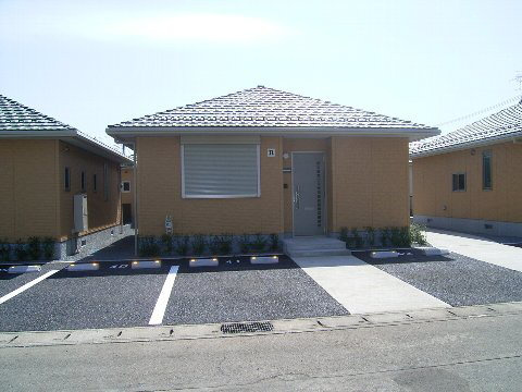 ウイングタウンの外観