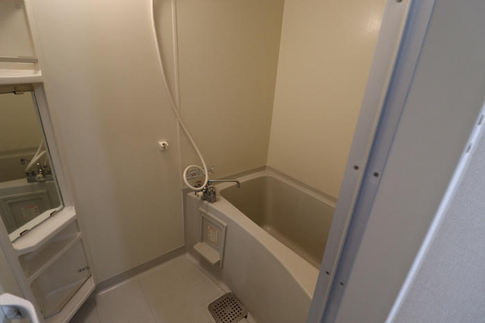 熊本市西区上代３丁目のアパートの浴室