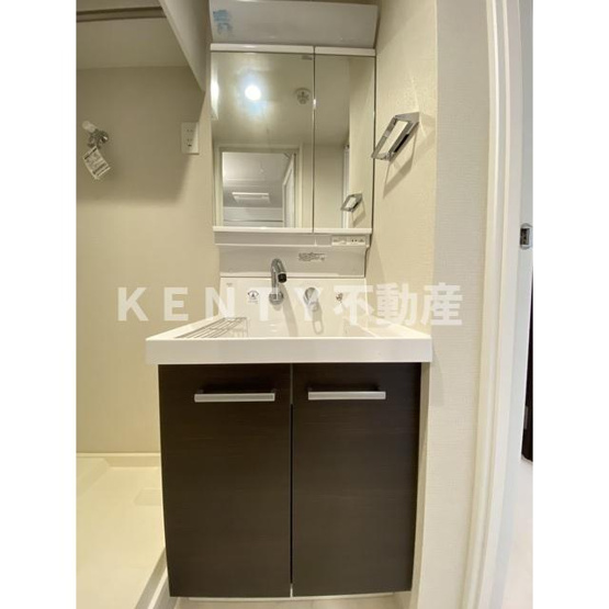 【洗面所】 | グローリオシェルト馬込 | 脱衣スペースもあります