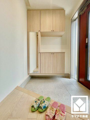 宇治市伊勢田町名木２丁目の玄関