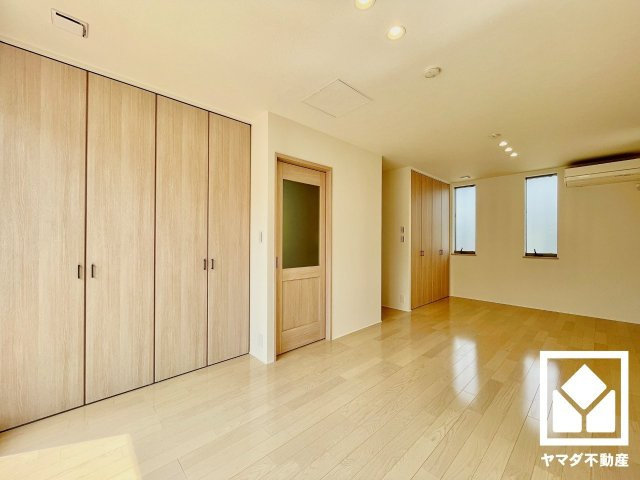 宇治市伊勢田町名木２丁目の洋室