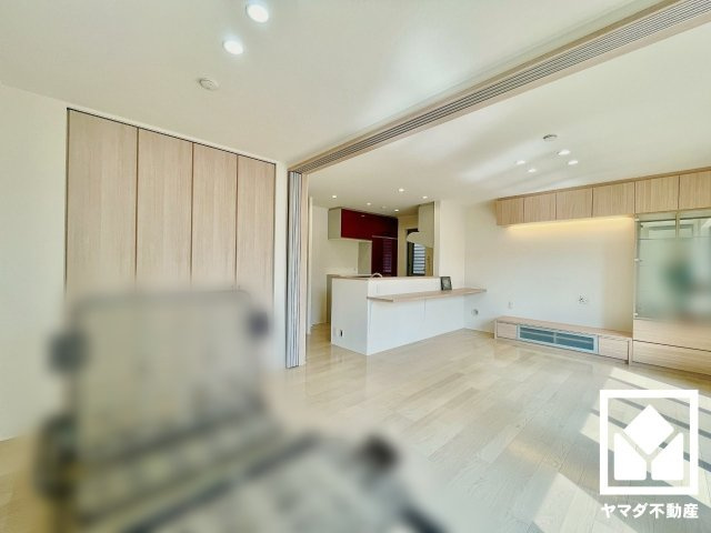 宇治市伊勢田町名木２丁目の居間・リビング