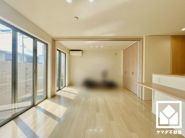 宇治市伊勢田町名木２丁目の居間・リビング