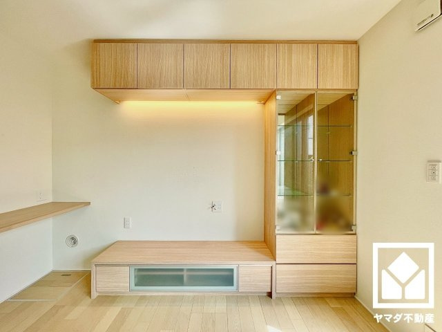 宇治市伊勢田町名木２丁目の居間・リビング