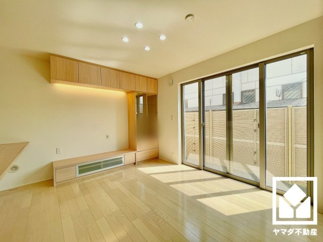 宇治市伊勢田町名木２丁目の居間・リビング