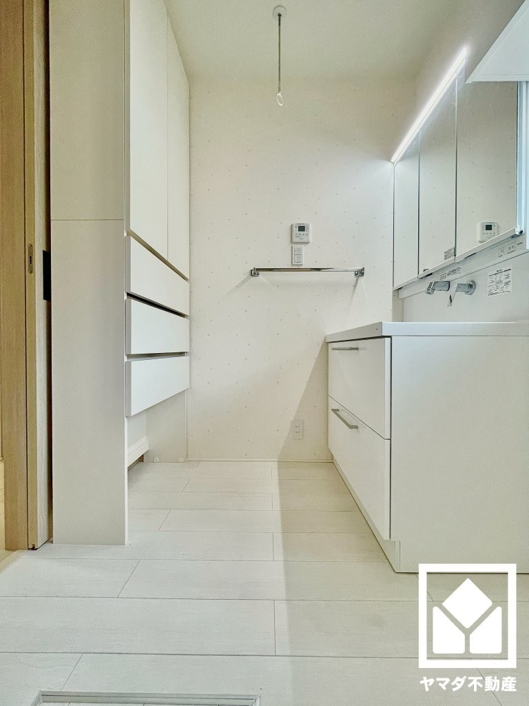 宇治市伊勢田町名木２丁目の洗面所