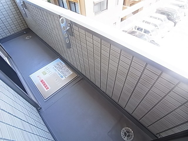 神戸市兵庫区兵庫町２丁目のアパートのバルコニー|バルコニー
