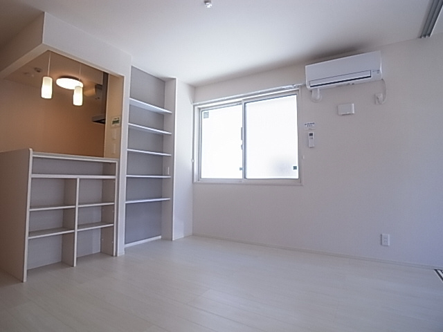 神戸市兵庫区兵庫町２丁目のアパートの居間・リビング|リビング