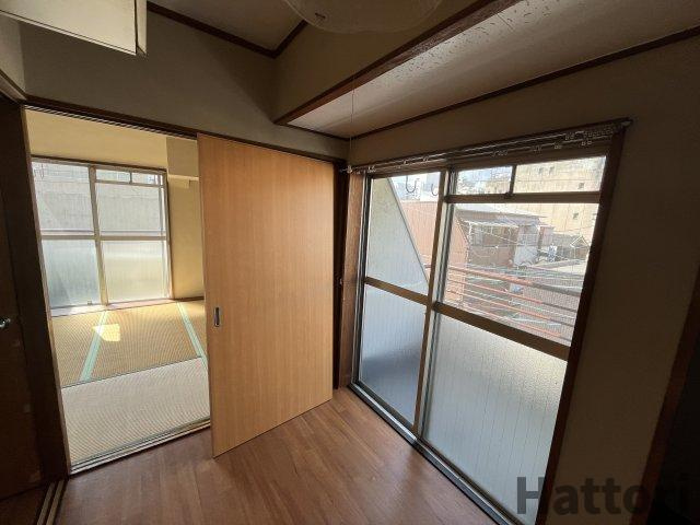 三陽第1マンションの内装