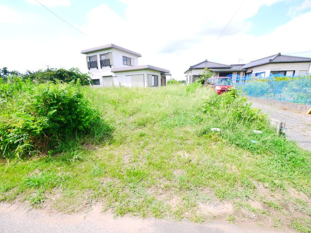 大網白里市南横川　中古戸建の庭|内外装リフォーム済み令和7年8月 敷地約185坪ドックラン・家庭菜園・バーベキューが可能です 