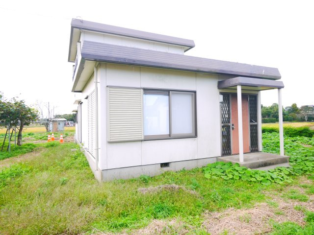 大網白里市南横川　中古戸建の外観|内外装リフォーム済み令和7年8月 敷地約185坪ドックラン・家庭菜園・バーベキューが可能です 