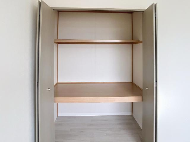 リーセントミュールA棟の収納