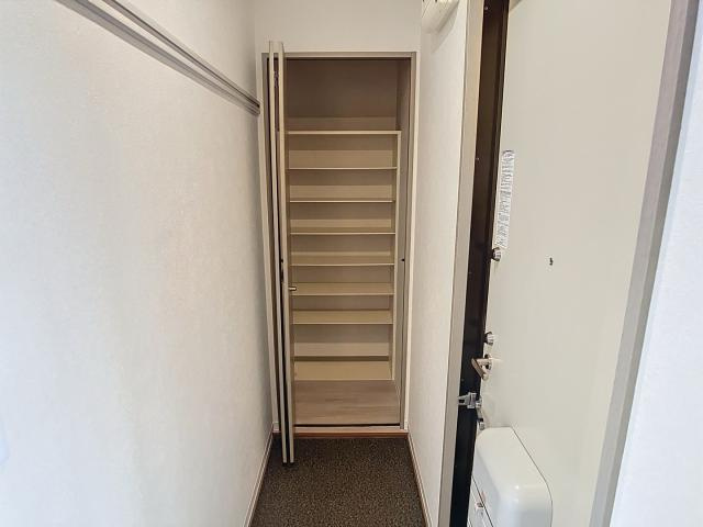 リーセントミュールA棟の収納