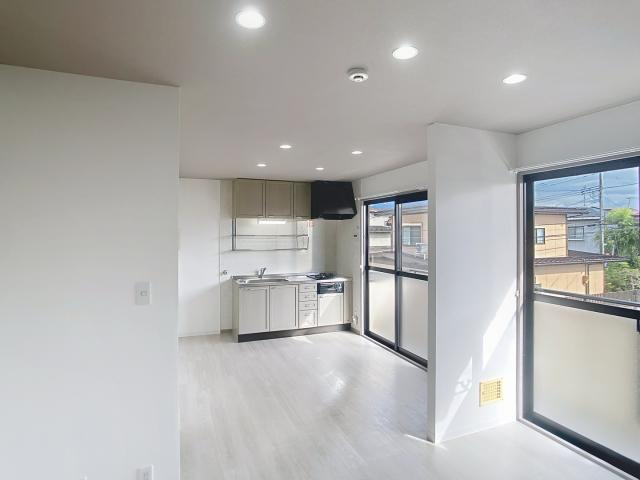 リーセントミュールA棟の居間・リビング