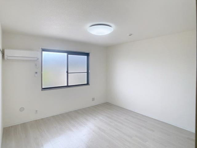 リーセントミュールA棟の居間・リビング