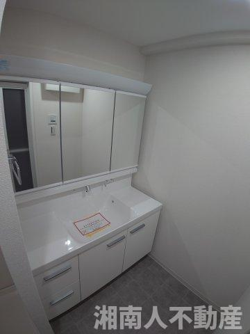 レクセルマンション茅ヶ崎の独立洗面台|独立洗面台です