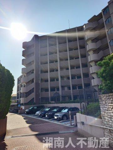 レクセルマンション茅ヶ崎の駐車場