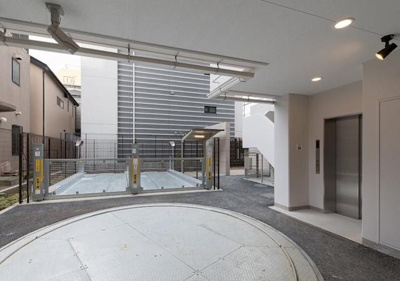 【駐車場】 | クレヴィアリグゼ世田谷松陰神社前