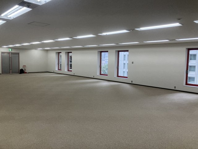 日本プレスセンタービルのロビー|ロビーです